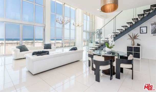 House for rent modern minimalism white