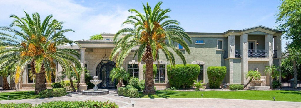 palms outside rental house in Phoenix