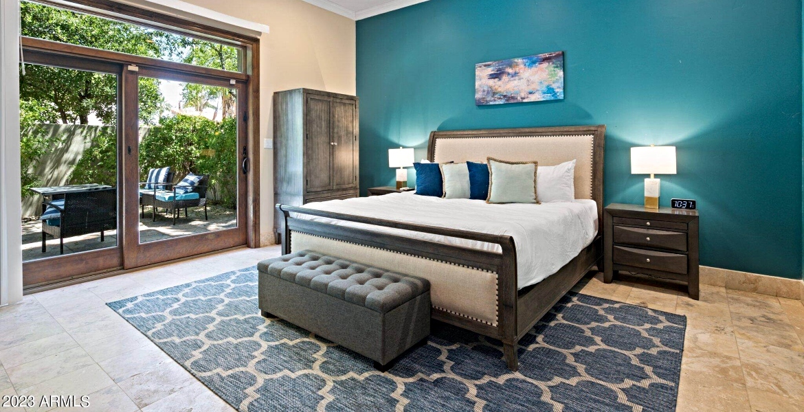 colorful bedroom in a Phoenix rental house