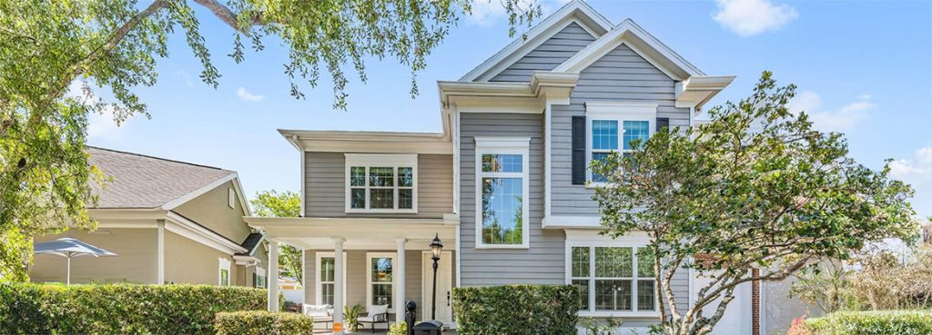 front view of a rental house in tampa florida with greenery