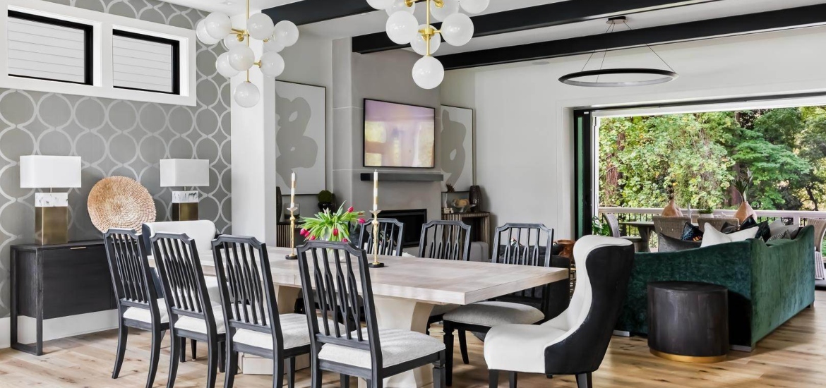 spacious dining area in a rental house in raleigh NC