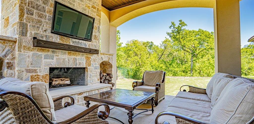 barbecue area in a Somerset Estates house for rent in fort worth tx