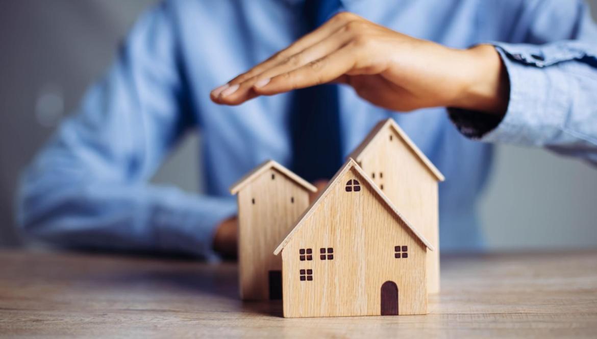 the essentials of renters' insurance—what it covers, why it matters, and how it can protect your belongings and finances as a renter
