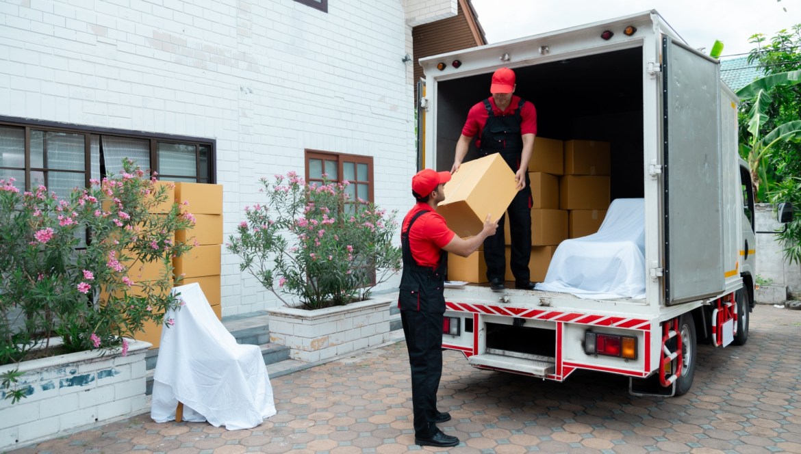 First Time Renting a House? Tips for a Smooth Transition from an Apartment