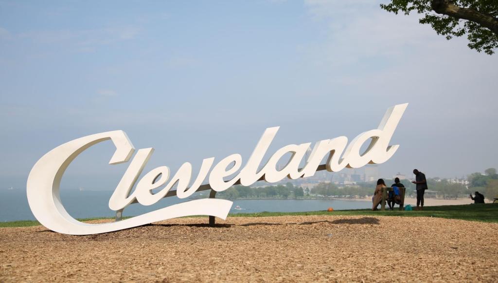 Beach Within Reach: 5 Great Waterfront Areas Near Cleveland, OH