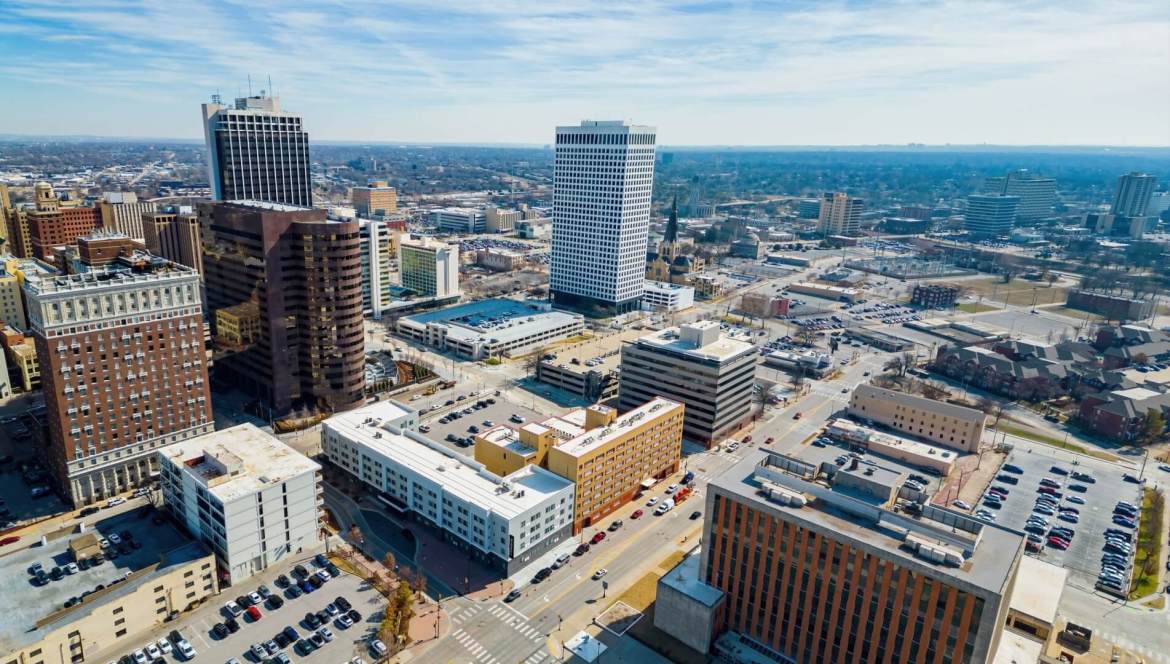 Transport & Infrastructure Guide for Renters in Tulsa, OK Tulsa traffic